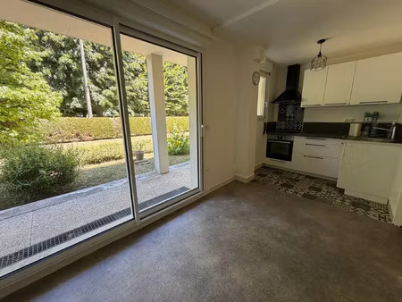 location appartement 1 pièce 31 m² à beaugency (45190)