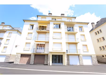 au calme  appartement 2 chambres avec balcon et garage