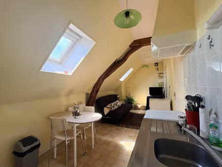 à louer  appartement meublé en plein coeur de tiercé