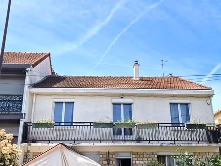 94400 vitry sur seine maison 6 pieces de 133 54 m² sur un terrain de 293 m² et un jardinet