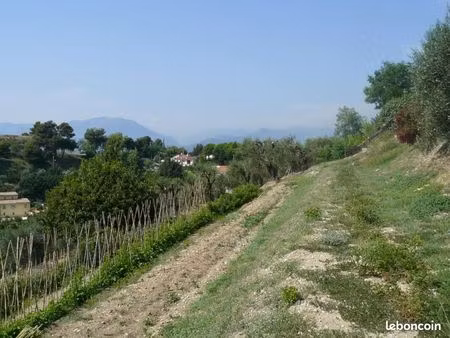 terrain 1 150 m² colomars
