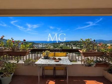 cannes la bocca – 5p de 93 m² - vue mer panoramique - parking