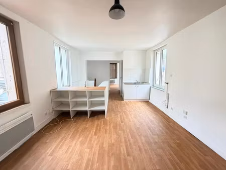location duplex 2 pièces 30.37 m² à essômes-sur-marne (02400)  399 €