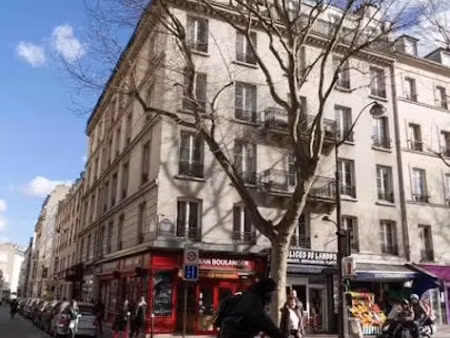 location locaux professionnels 50 m² à paris 10ème (75010)  3 850 €