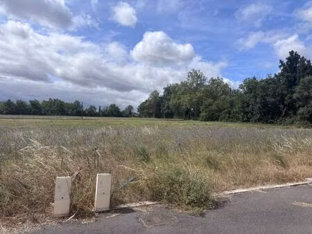 terrain constructible viabilisé à vendre