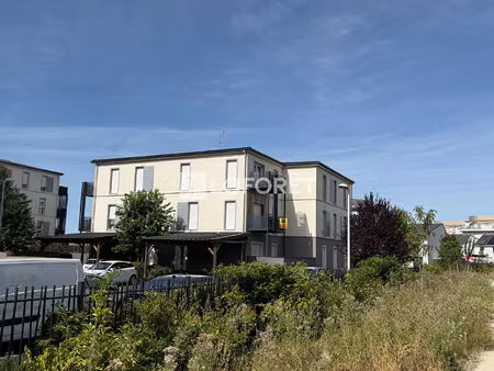 appartement meublé de 2 pièces de 41 m2 à moissy cramayel + balcon + places de parking en 