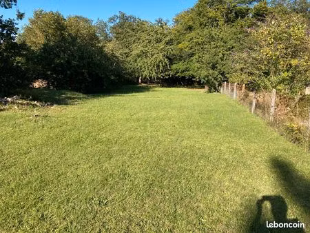 beau terrain 900m2 saint sébsatien de morsent