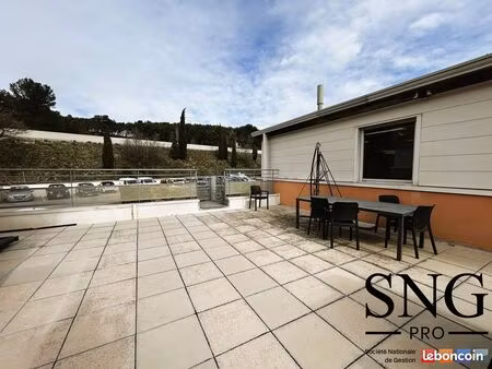 bureaux 45 m² aix-en-provence