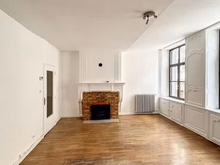 appartement 3 pièces 82 m²