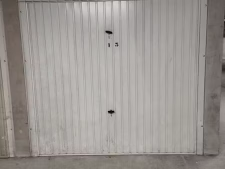 garage/box 14 m² lyon