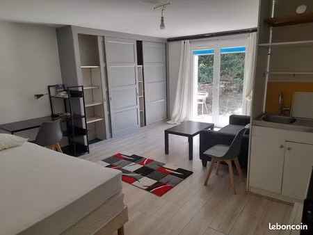 studio meublé