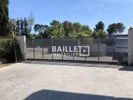 entrepôt 1320 m² mougins