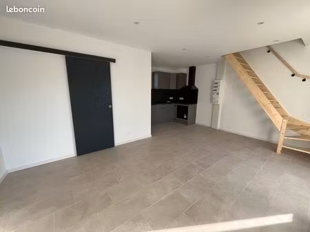 maison 54 m2 à louer 2 chambres