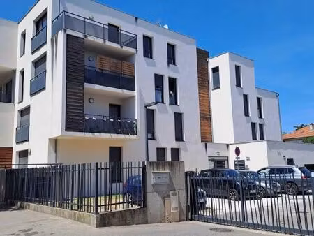 appartement 2 pièces 55 m²