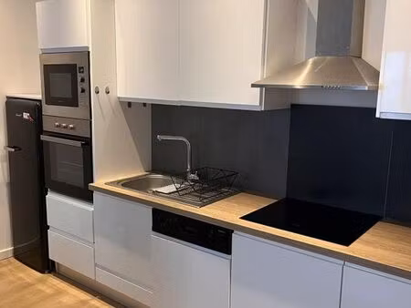 t3 meublé 65m² – rénové – coeur croix-rousse