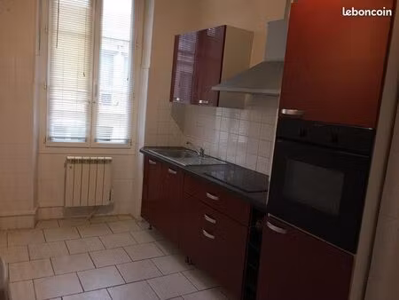appartement 3 pièces 63 m²