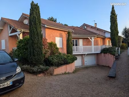belle maison refaite à neuf manissieux