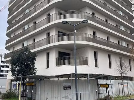 bureaux 94 m² villeurbanne