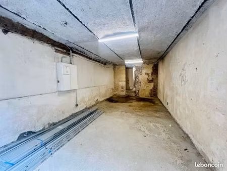 boutique 48 m² paris