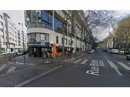 local commercial 447 m² paris