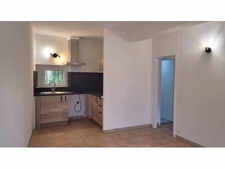 location appartement 2 pièces 39m² les adrets de l esterel 83600
