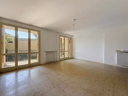 avignon extra-muros proche rempart - t5 - terrasse - garage