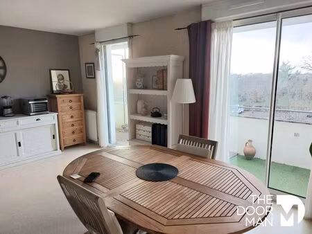 appartement 44470
