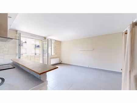 location appartement 2 pièces 42 m2 à pontault-combault