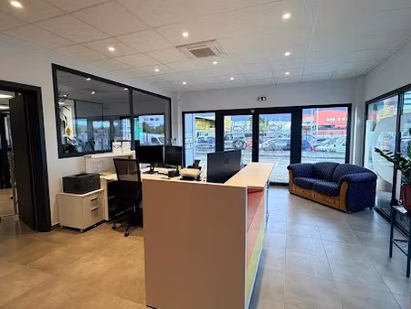location locaux professionnels 0 pièces 184 m² à la farlède (83210)  3 114 €