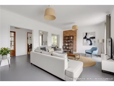 maison castanet-tolosan 8 pièces 220 m2 avec jardin