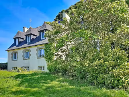proche de daoulas  maison à la compagne avec une vue exceptionnelle sur le fond de la rade