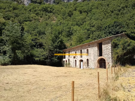 ancien moulin en pierre à réhabiliter soyans (26400)