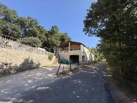 maison traditionnel 3 cambres  avec piscine