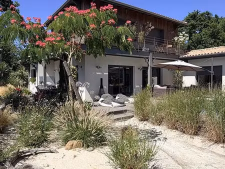 vente maison 6 pièces 154 m² soulac-sur-mer (33780)