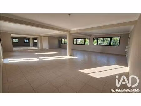 local commercial à vendre