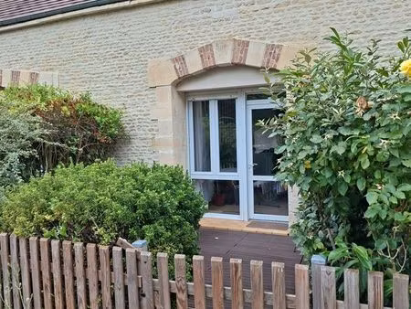 biéville-beuville  5 minutes du chu  duplex 50 m2 meublé  à la campagne ; terrasse  parkin