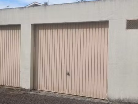 garage à louer