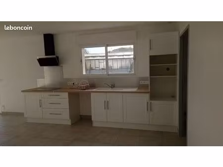 location maison mazeray