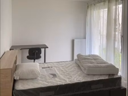 appartement 1 pièce 12 m²