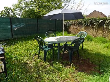 t3 avec jardin privatif et parking
