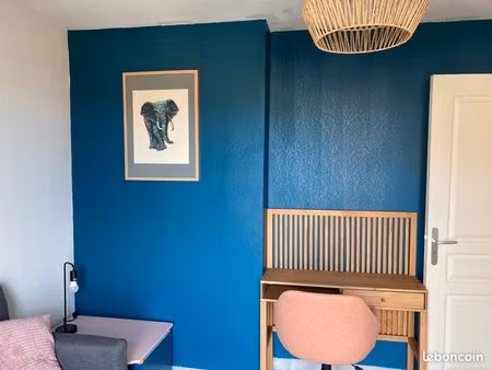2 pièces 37 m2 meublé avec balcon