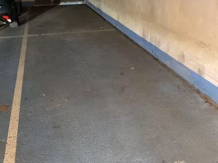 double emplacement de parking souterrain