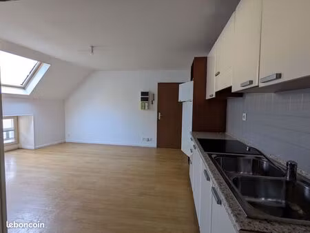 appartement 3 pièces 44 m²
