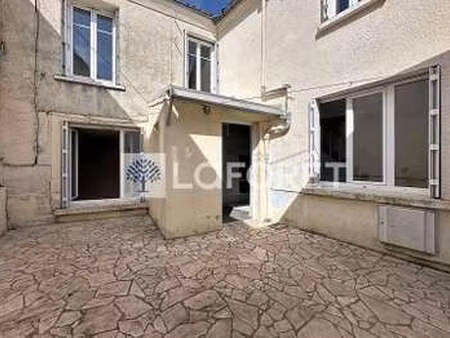 vente maison à thouars (79100) : à vendre / 82m² thouars