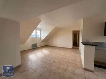 location appartement 3 pièces à cherbourg-en-cotentin (50100) : à louer 3 pièces / 80m² ch