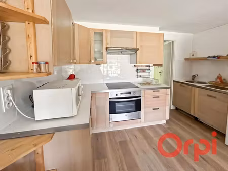 location meublée appartement 3 pièces 52.26 m² à ustaritz (64480)  680 €