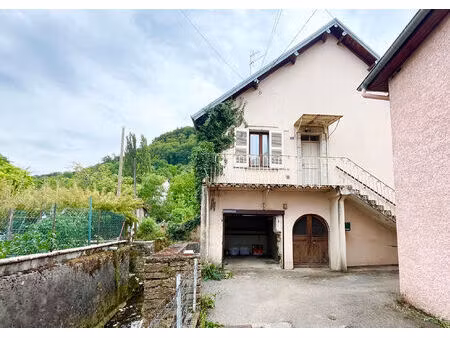 maison de village - beure 25