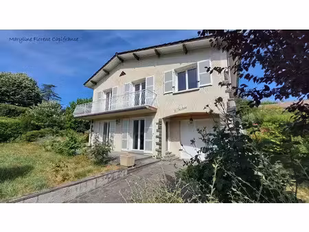 location maison 6 pièces 120 m² à romagnat (63540)  1 305 €