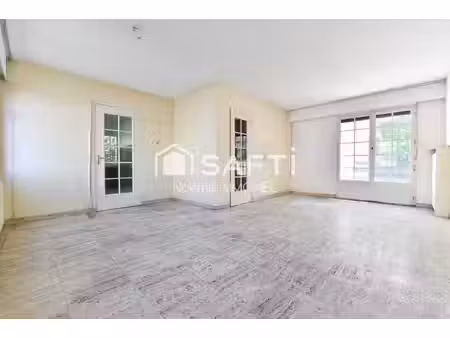 grande maison familiale de 199m2! possibilité d'y adjoindre une activité libérale !