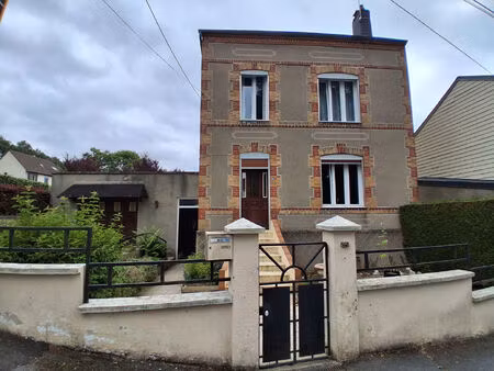 maison individuelle de 98 m2 sh avec un garage et un terrain à nouzonville